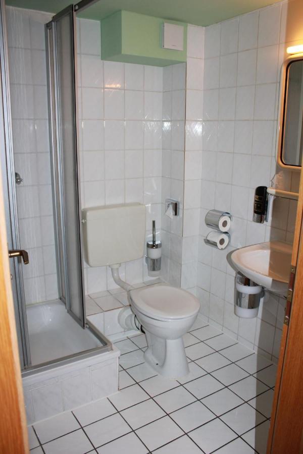 Hotel Zur Friedenslinde Nürnberg Dış mekan fotoğraf