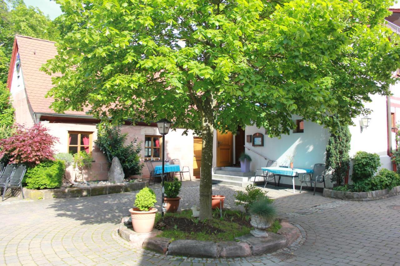 Hotel Zur Friedenslinde Nürnberg Dış mekan fotoğraf